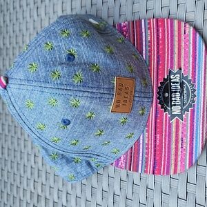 New With Tag OSFA No Bad Ideas Denim Blue Aztec Color Pattern  Striped Cap